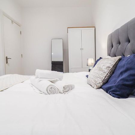 Stylish 1 Bedroom Apartment In Central Londra Exterior foto