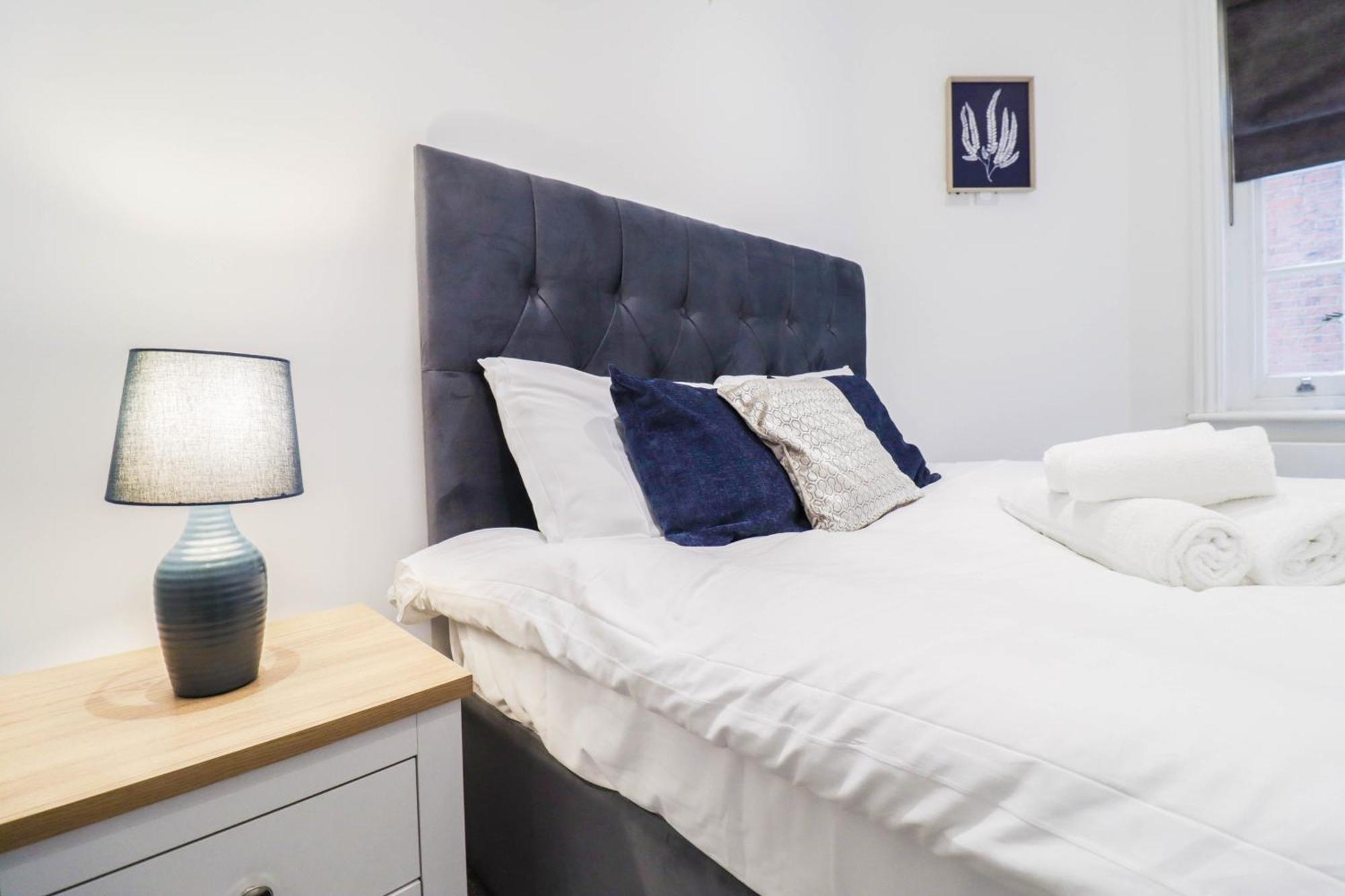 Stylish 1 Bedroom Apartment In Central Londra Exterior foto