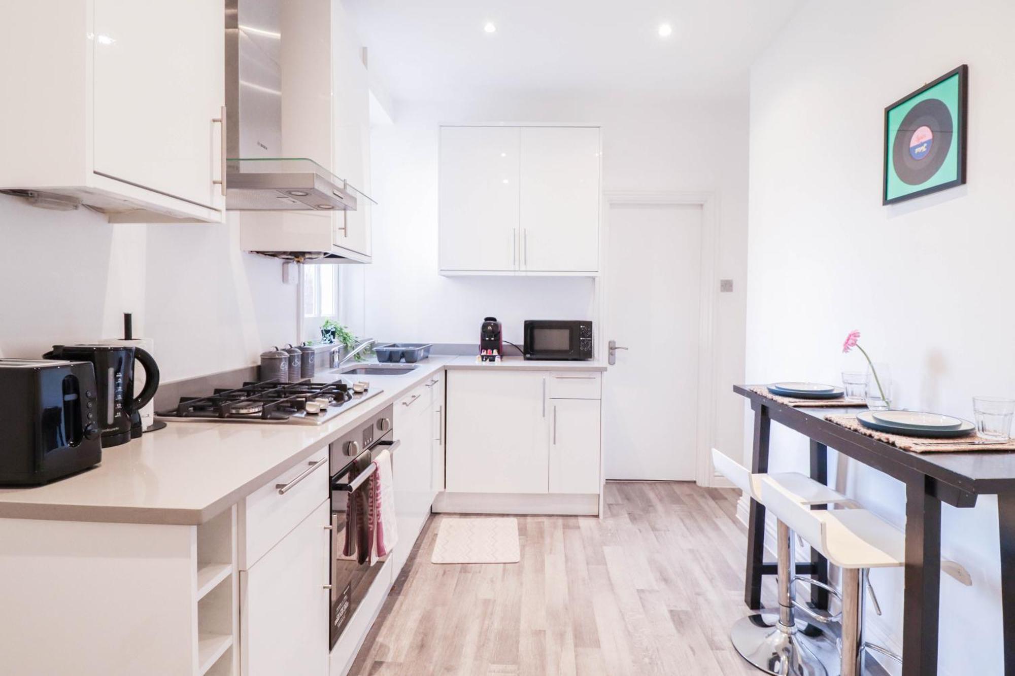 Stylish 1 Bedroom Apartment In Central Londra Exterior foto
