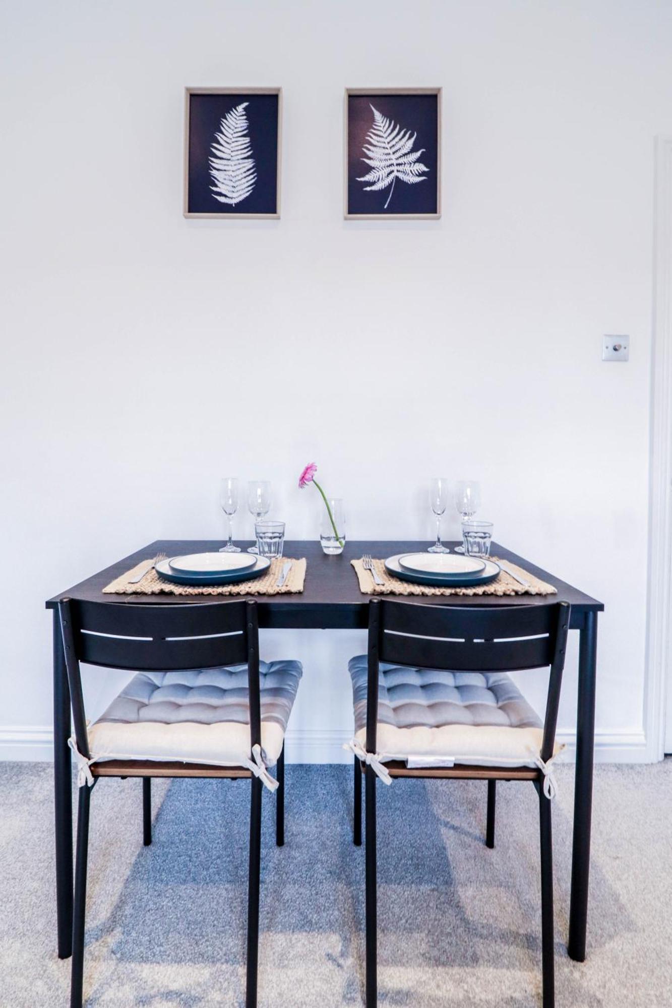 Stylish 1 Bedroom Apartment In Central Londra Exterior foto