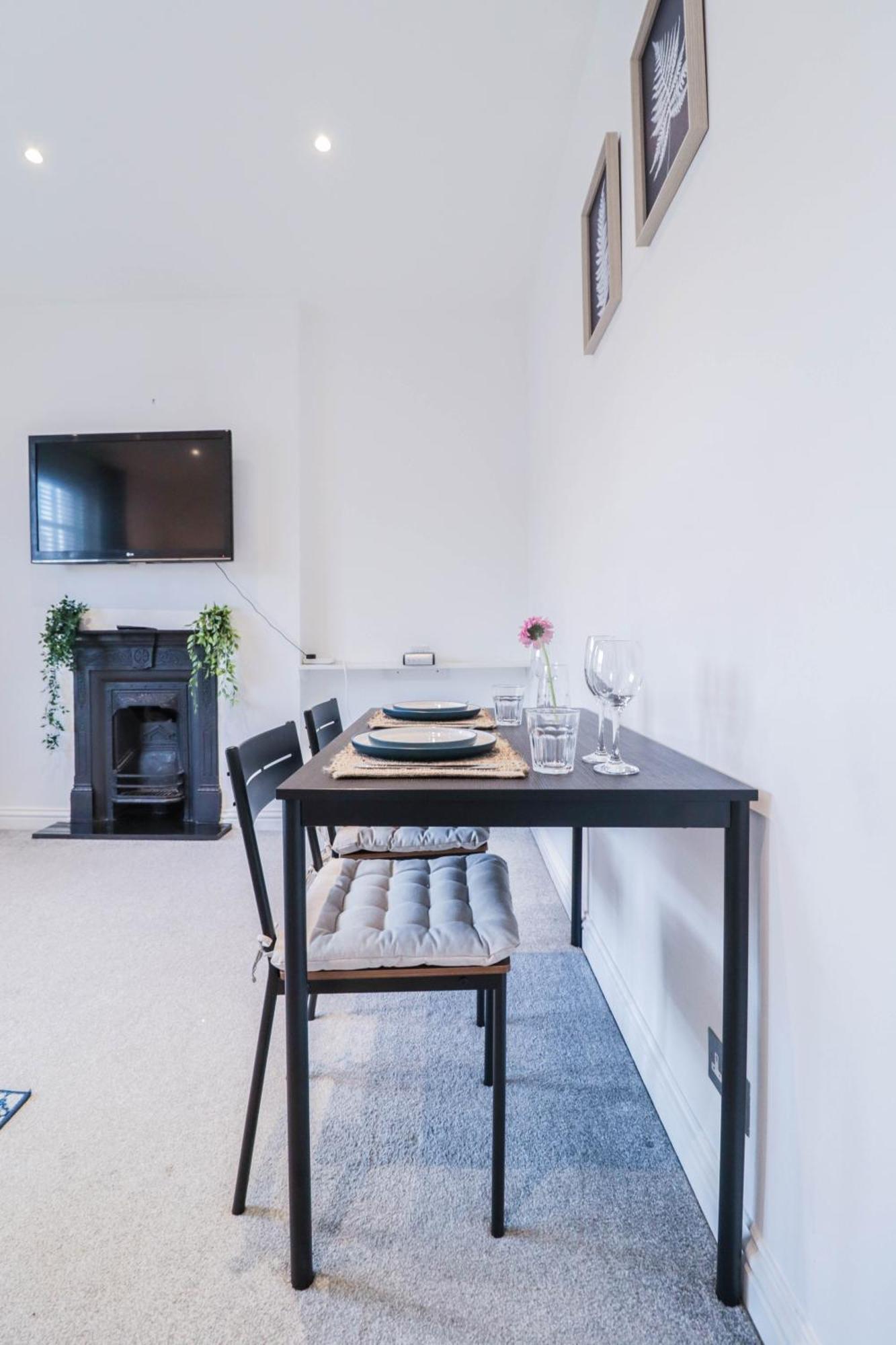 Stylish 1 Bedroom Apartment In Central Londra Exterior foto